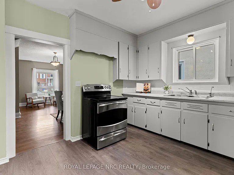 22 Denistoun St — Photo 16