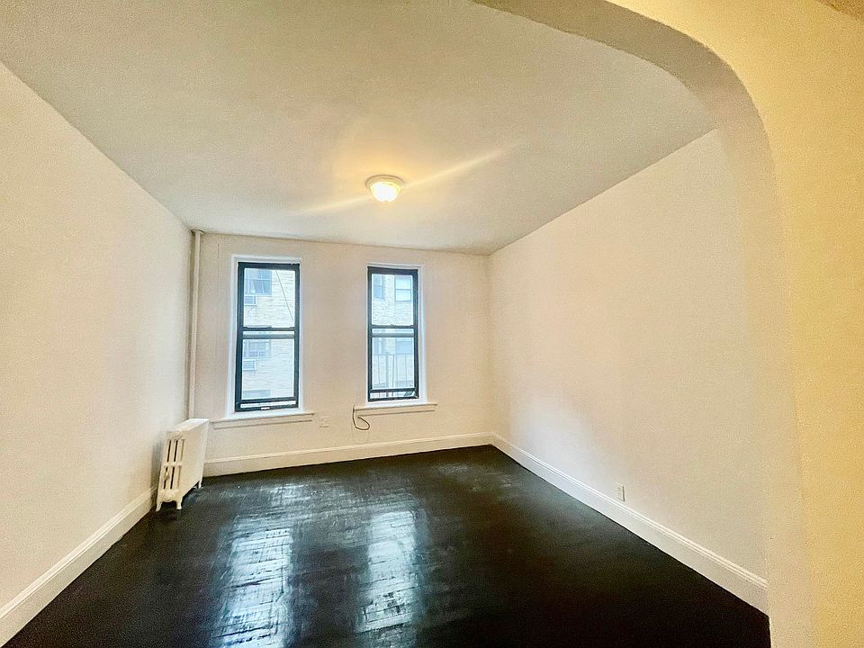 1st image of 224 E 70th St APT 1