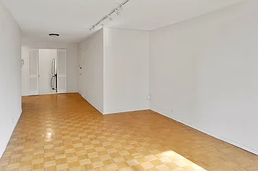 Sold by R New York