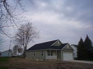 7047 Schuler Ave, Newport, MI 48166