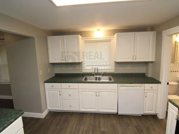92 Washington St, Somersworth, NH 03878