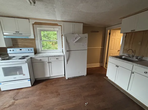 20 Cherry St, Millinocket, ME