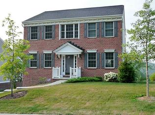 1086 Woodlawn Dr, Canonsburg, PA 15317