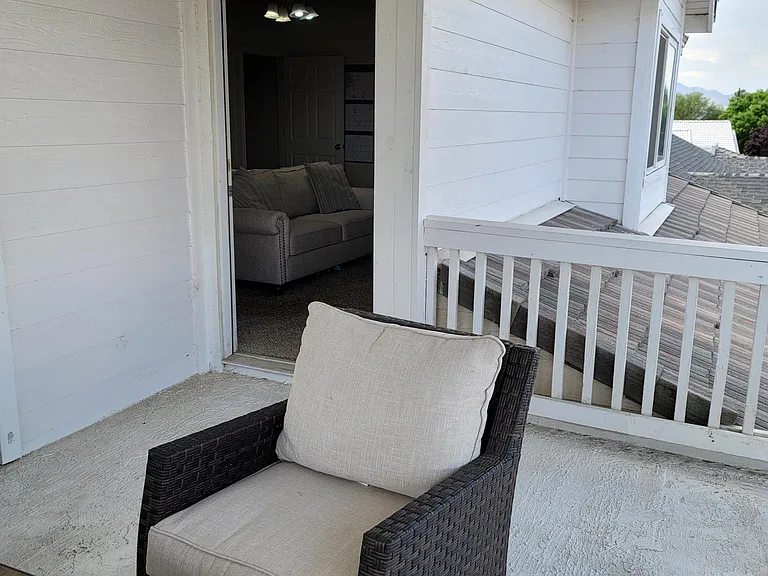 13910 Spring Valley Pkwy — Photo 30