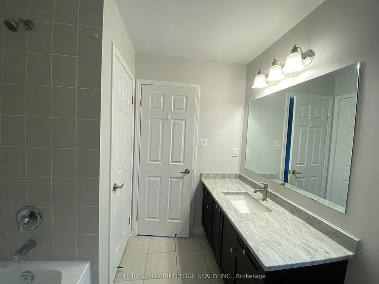 33 Glenvista Dr — Photo 20