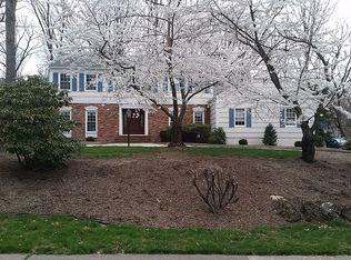 26 Aspen Way, Morristown, NJ 07960