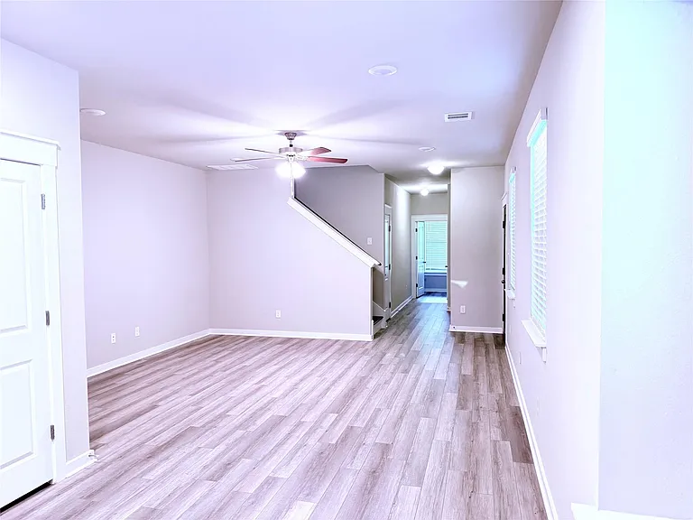 17101C Crane Fly Dr — Photo 4