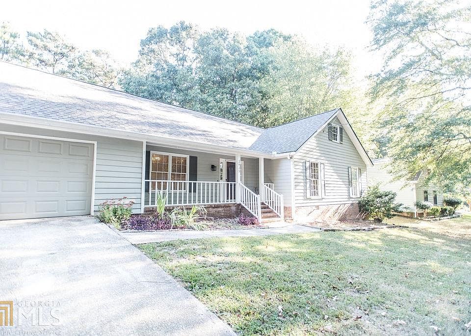 1st image of 2825 Twin Springs Dr
