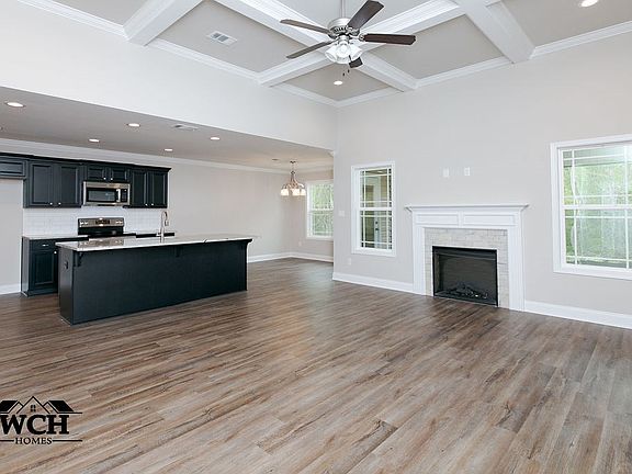 5th image of 204 Creekside Dr