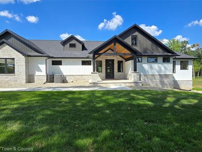 4789 Lakeshire, Howell, MI, 48843