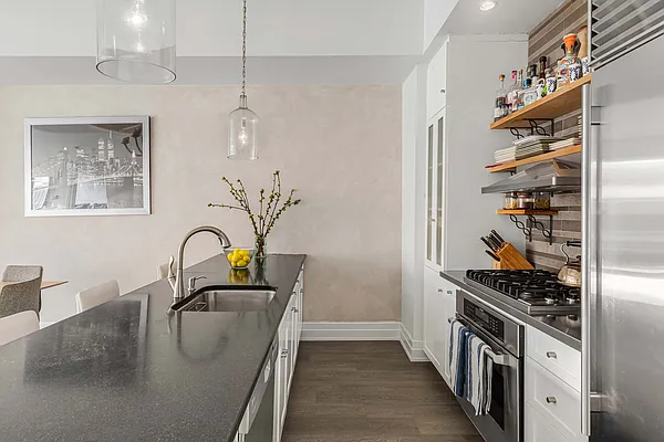 Sold by Compass | media 5