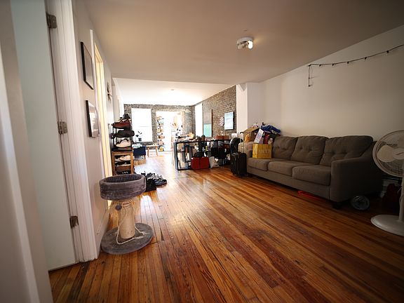 2nd image of 138 Manhattan Ave APT 2E
