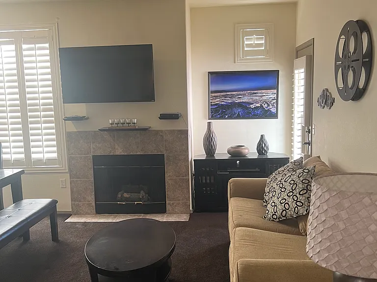 8555 W Russell Rd #2001 — Photo 15