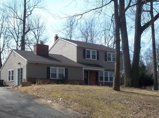 525 Dogwood Ln, Coatesville, PA 19320