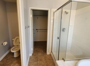 27763 Coldsprings Pl, Valencia, CA 91354