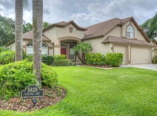 5828 Wynstone Ln, Zephyrhills, FL 33541