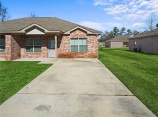 115 Village Oaks Blvd, Ponchatoula, LA 70454