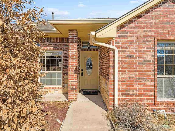 4th image of 5703 NW Valor Ave
