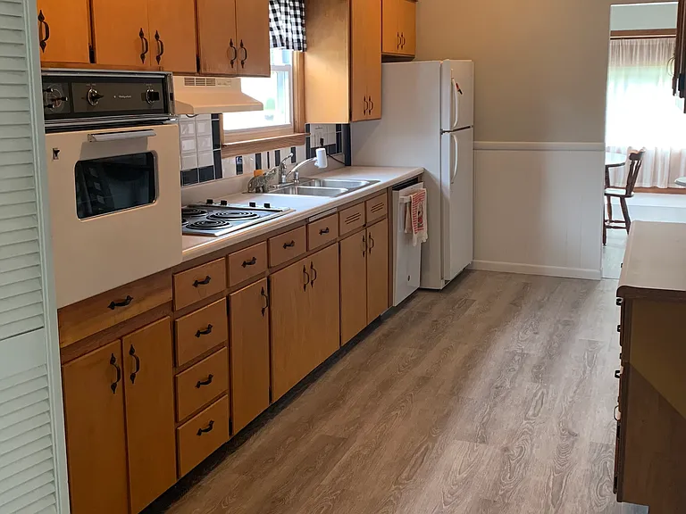 3631 Raven Ave SW — Photo 1