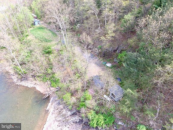 4th image of 15554 Lincoln Hwy