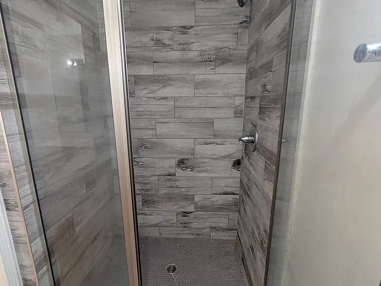 305 N Cedar St #204 — Photo 17