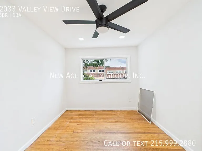 2033 Valley View Dr — Photo 9