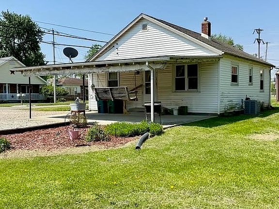2nd image of 2712 Brown St