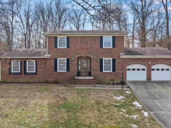 110 Robinwood Dr, Greenville, KY 42345