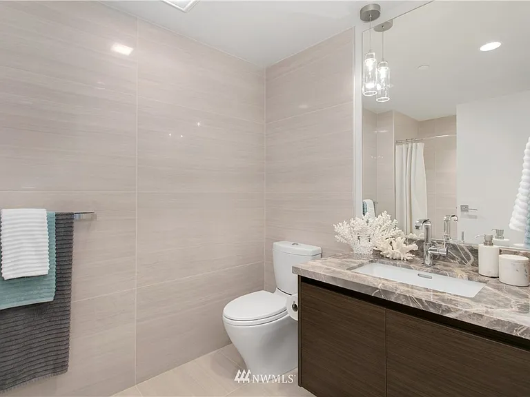 583 Battery St #809N — Photo 23