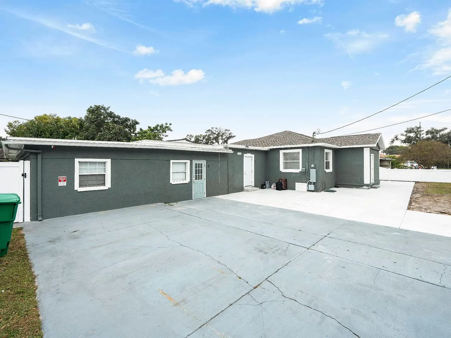 2 bed, 710 sqft, $1,850 — Photo 2