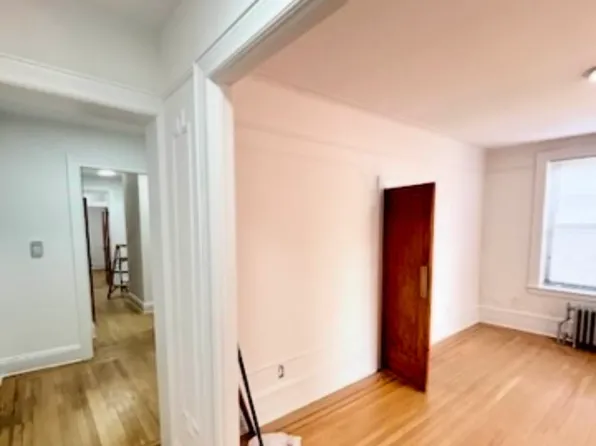 127 Beach 119th Street image 4 of 9