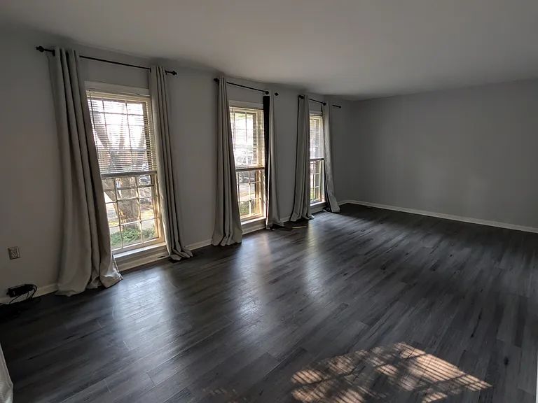 5612 Sutherland Ct — Photo 23