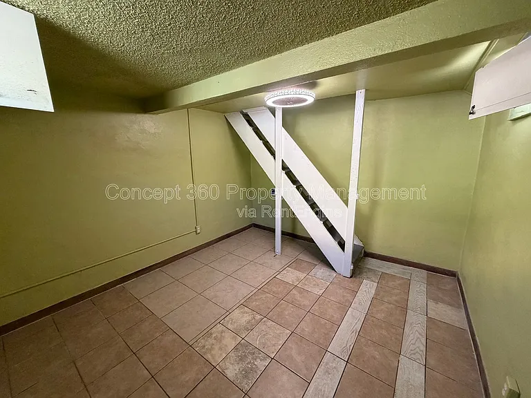 1124 Nadeau St — Photo 34