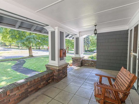 3rd image of 2203 S Rockwood Blvd