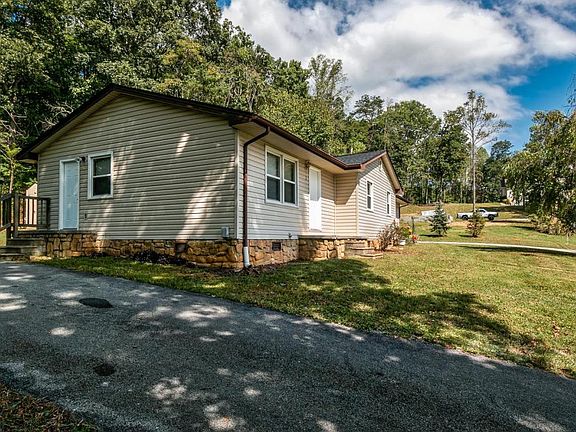 2nd image of 215 Haywood Dr #1