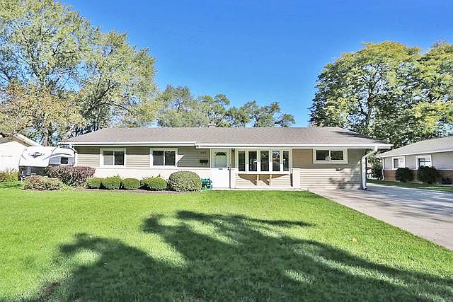1st image of 560 Maywood Ln
