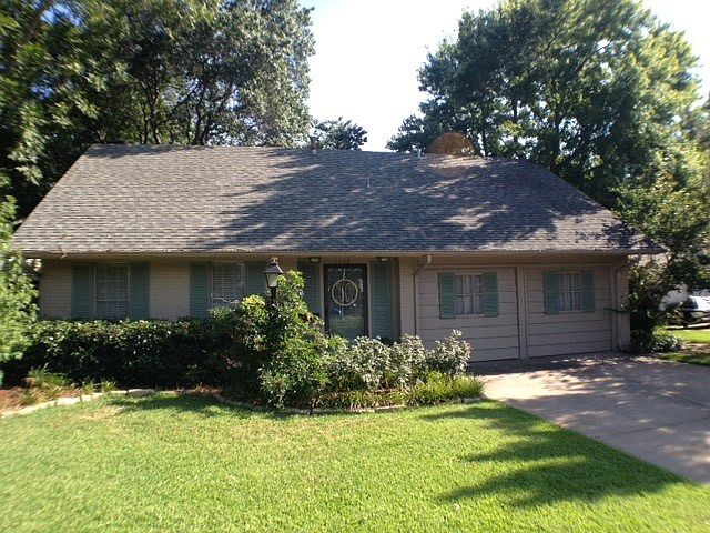 1st image of 1020 W Northgate Dr