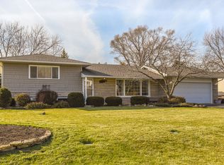 16400 S Mayleon Dr, Plainfield, IL 60586