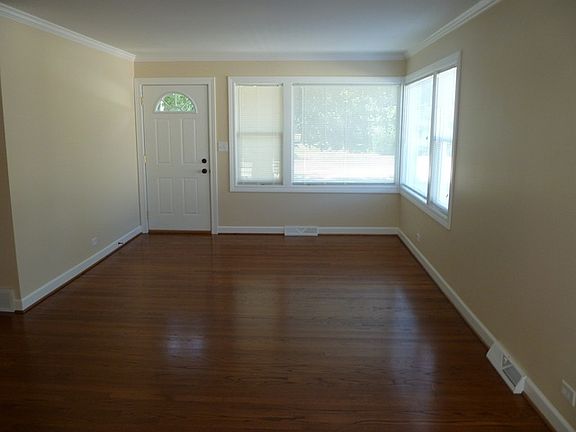 4th image of 6561 W 167th St