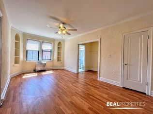 4829 N Damen Ave APT 210, Chicago, IL 60625