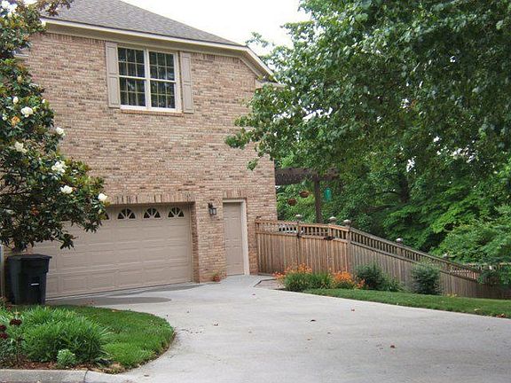 3rd image of 8400 Cambridge Woods Ln