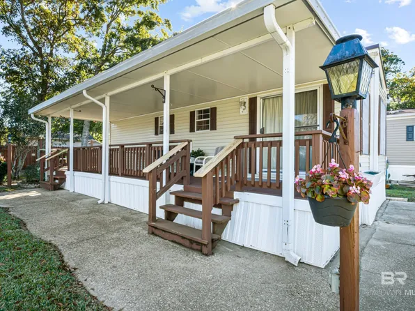 40 Buena Vista Dr, Lillian, AL 36549