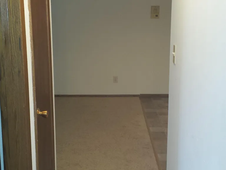 3254 S 108th St #11 — Photo 9