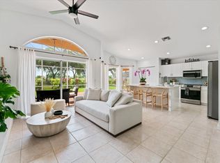 1680 N Lakefield North Ct, Wellington, FL 33414