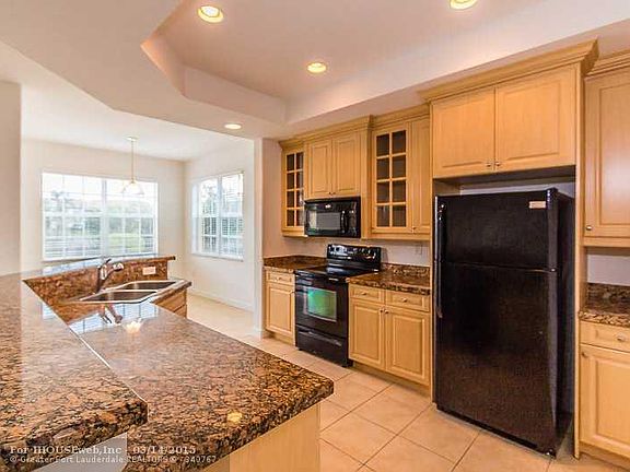 4th image of 8286 NW 128th Ln #38-C