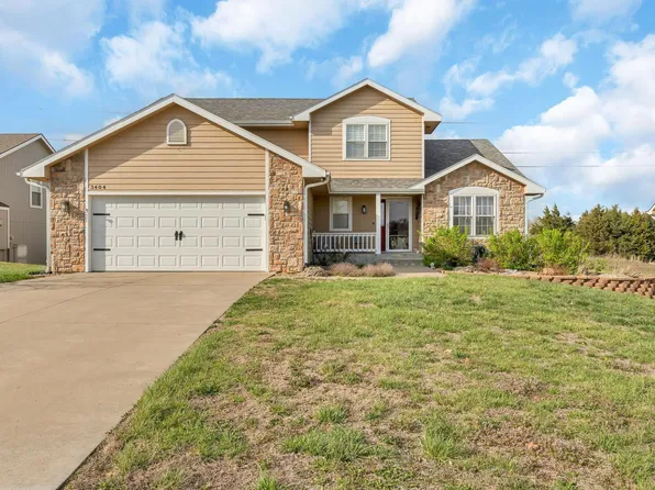 3404 SW 41st St, Topeka, KS 66610