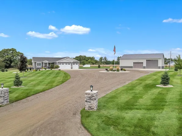 7764 Greenwood Rd, Jackson, MI 49201