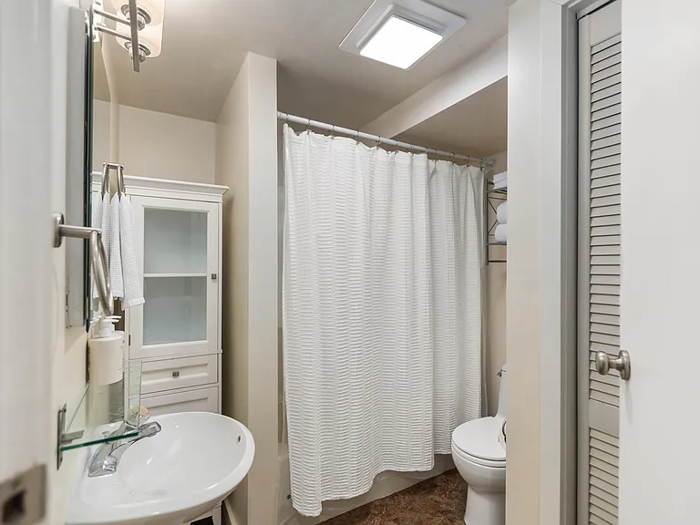 616 NW 122nd St — Photo 53