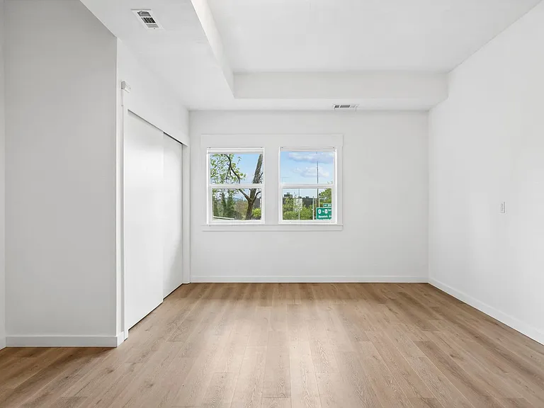 4830 SW View Point Ter — Photo 28