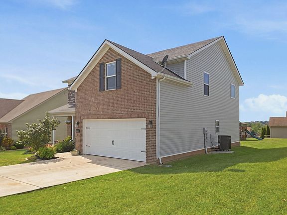 3rd image of 164 Meridian Way